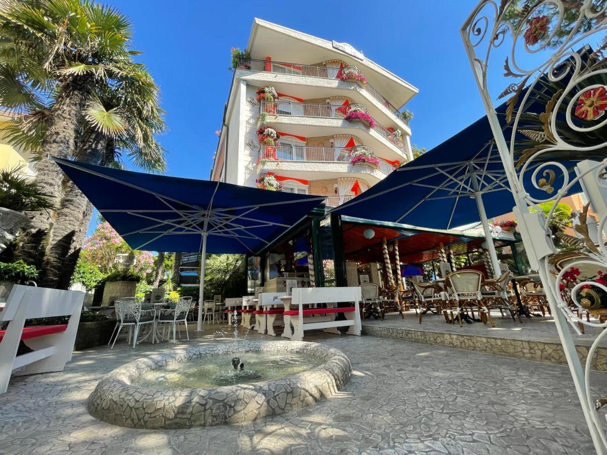 Milton Boutique Hotel - Adults Only Lido di Jesolo Eksteriør billede